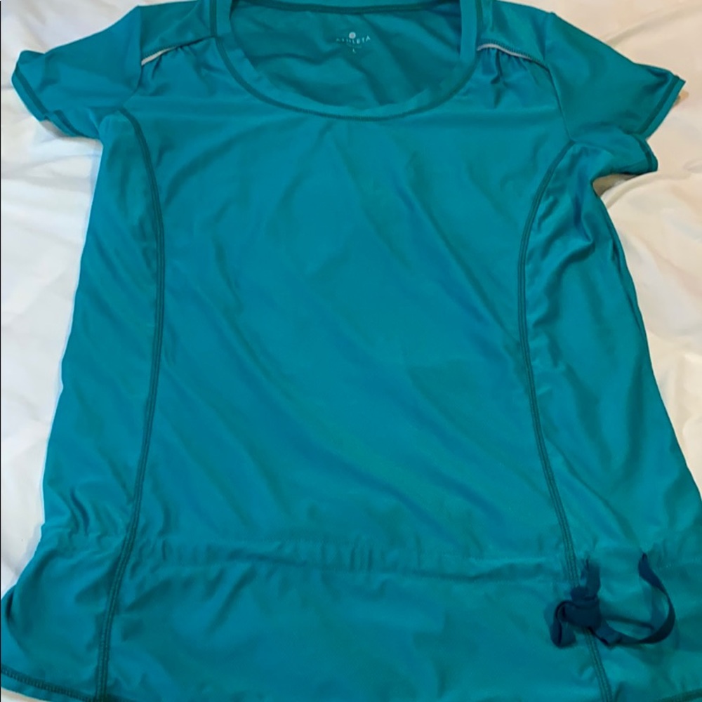 Athleta cinched waist top